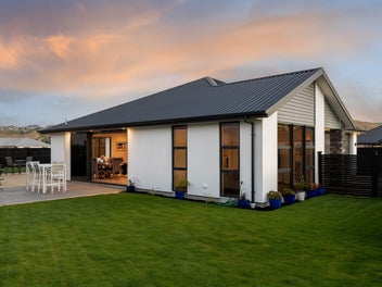 Modern Living at It's Finest!