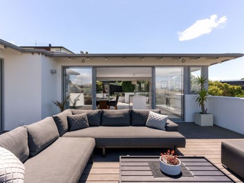 Coastal Comfort on Clifton