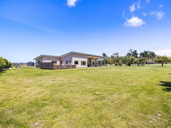 Modern Country Comfort - Priced to Sell