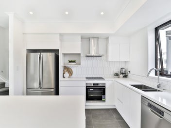 Enjoy the best of end terrace living
