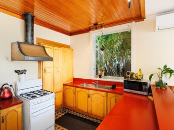 Entry Level or Downsize Opportunity