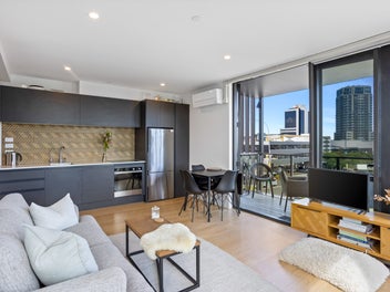 Living in the Heart of Takapuna!