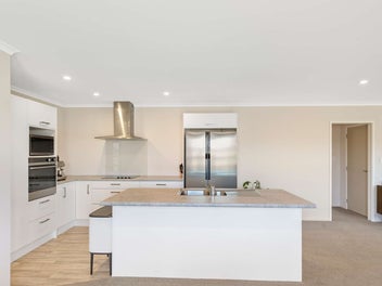 Dreaming of the perfect property? Look no further!