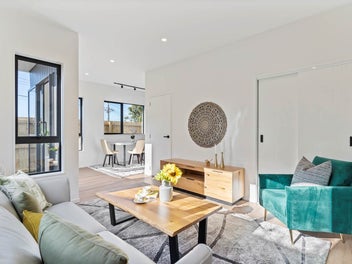Last Opportunity! Near-New Gem in Glenfield