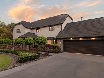 Tudor Oaks: An Estate of Perfect Proportions