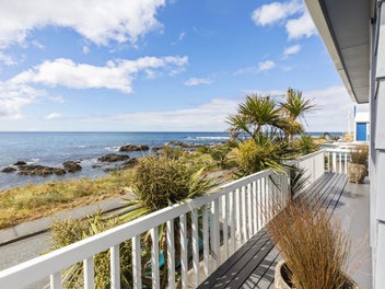 SOUTH COAST SANCTUARY WITH STUDIO