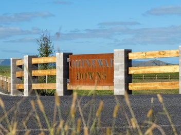 House + Land Deals $890,000 or Bare Land $440,000