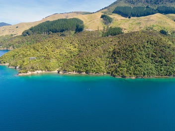Six sections for sale - Waterfront opportunity