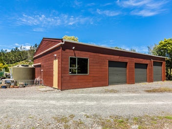 Country Living with Potential 2nd Dwelling!