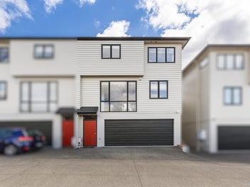 Rangi Zone! Low maintenance living!