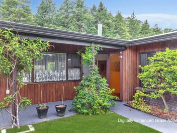 Family-Friendly Kawerau Retreat on Massey Street!