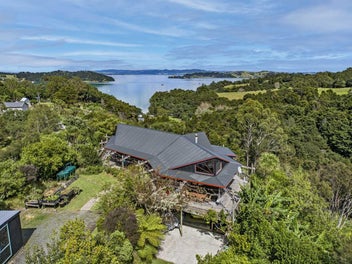 Image 1 of 20
