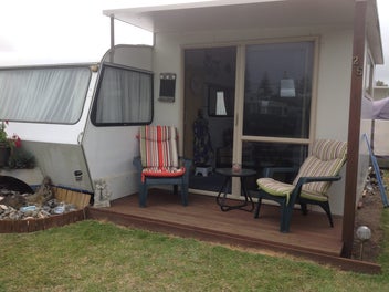 Affordable Weekend Retreat by the Beach
