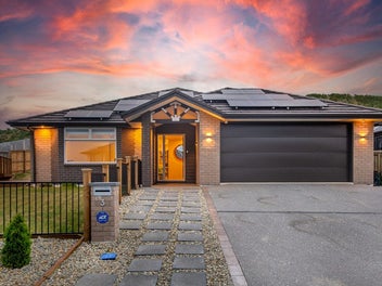 MUST SEE HOME !!!!