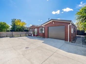 Your Low-Maintenance Dream Home Awaits!