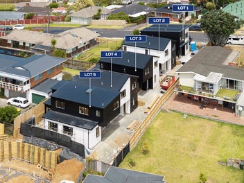 Brand New Standalone Homes – Urgent Sale!