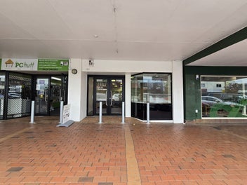 Image 1 of 4