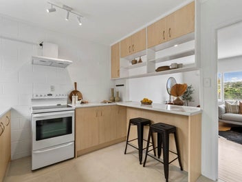 Coastal Gem in Milford – Your Perfect Entry Point!