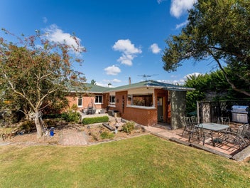 Charm, Capability and Taieri Lifestyle