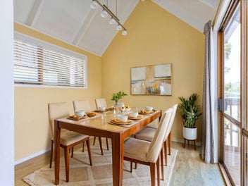 Fabulous Family Home in Sought-after School Zone