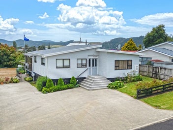 Make your Whangamata move