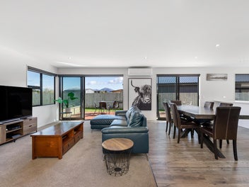 Owner On The Move and Wants Property Sold!
