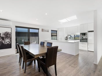 Owner On The Move and Wants Property Sold!