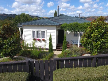 Image 1 of 24