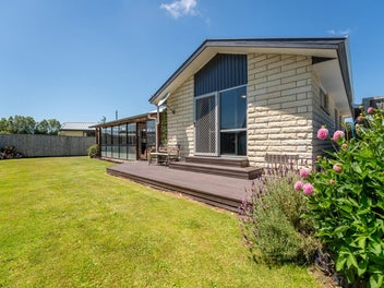 Image 1 of 28
