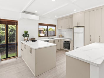 Easy Living: A Spacious Family Home Awaits