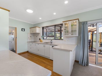 Price reduced!! Negotiable Vendors!!