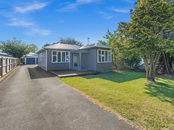 Image 1 of 20