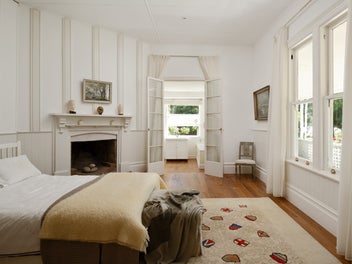 Must See - Unique Historic Waterfront Villa