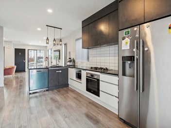 Perfect for First-Home Buyers, Professionals &...