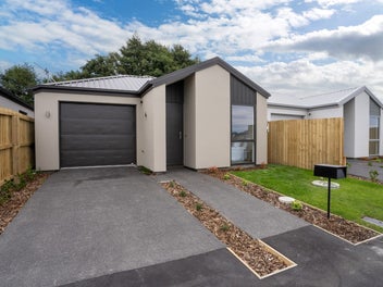 Brand New in Benrogan! 3 Bed, 2 Bath *Under Offer*