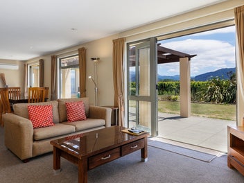 Retire in the vines
