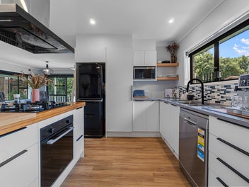 Delightful Pirongia Retreat