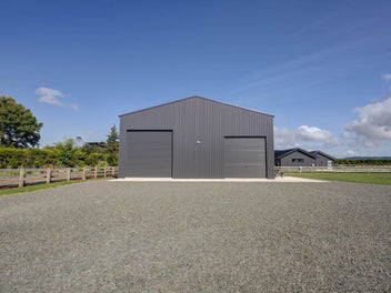Big Shed Big Benefits!!– Bach While You Build!