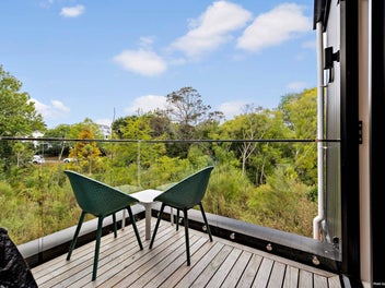 Must be Sold - Vendor Moving On!