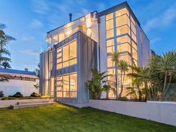 3C The Rise – A Rare Bargain in St Heliers!