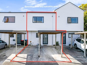 Renovated & Ready in Mt Wellington!
