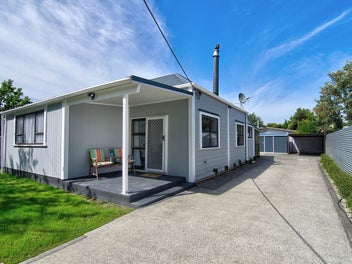 Offers invited over $525,000