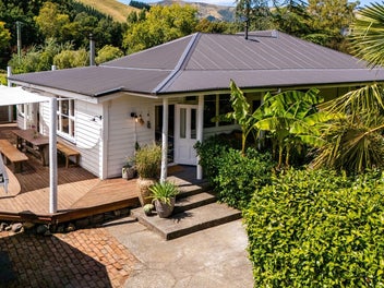 Idyllic countryside living
