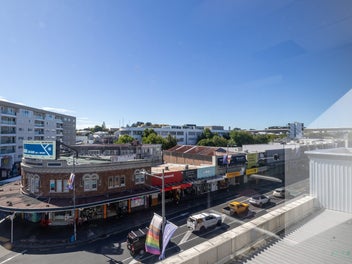 Image 1 of 21