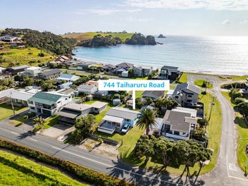 Taiharuru Kiwiana Bach - Present All Offers