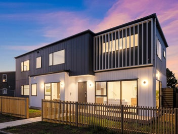 Macleans Zone-Double Garage Plus 2 Masters