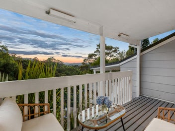 Scenic Setting & A Picture Perfect 137sqm Home