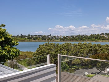 Coastal Living at Its Best!