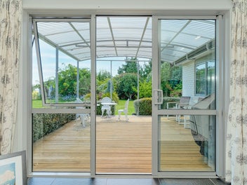 Country Charm with a Dash of Wow