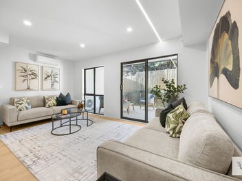 Bentleigh Bliss - Where Style Meets Comfort